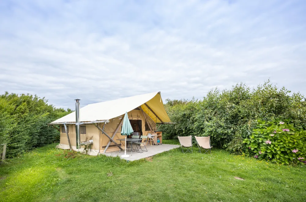 Location - Tente Trappeur Ii - Huttopia Les Falaises - Normandie