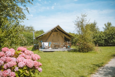 Tent Trappeur II — 2