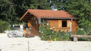 Camping Le Paradis des Dombes - MyCamping