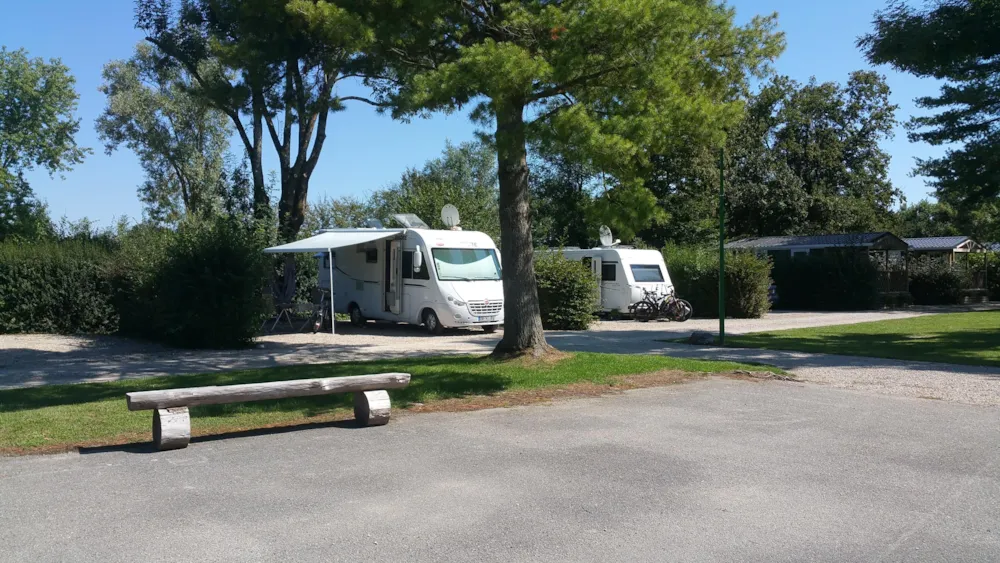 Emplacement - Emplacements - Camping Le Paradis des Dombes