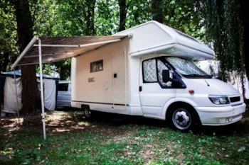 Emplacement - Emplacement Etape Camping-Car (Électricité + Accès Vidange) - Camping Le Marintan