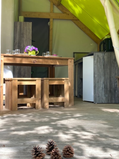 Canvas bungalow