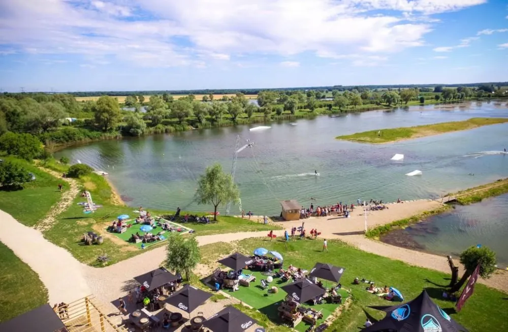 Camping Le fil de l'eau - image n°1 - Camping2Be