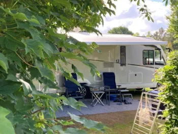 Stellplatz - Stellplatz Komfort - Parkcamping 't Ravenest