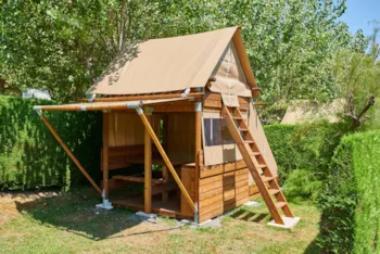 Mietunterkunft - Tente Bivouac 2 Zimmers - Camping la Ferme des 4 Chênes