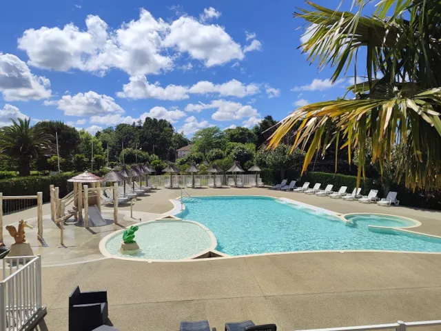 Camping la Ferme des 4 Chênes - image n°1 - Camping Direct