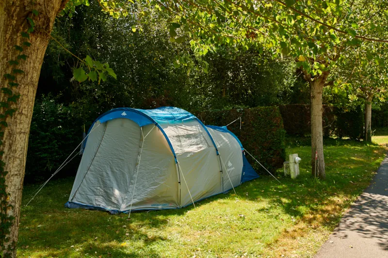 Emplacement Tente Uniquement