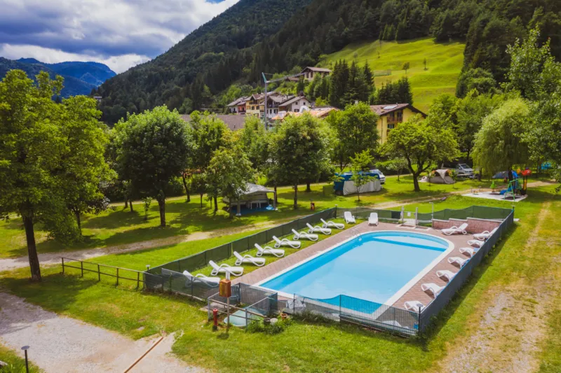 Pitch Comfort + 1 Car + Tent , Caravan Or Camping-Car + Electricity