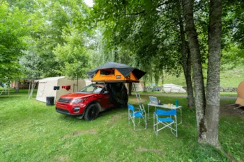 Kampeerplaats(en) - Standplaats Standard + 1 Auto + Tent, Caravan Of Camper + Elektriciteit - Campeggio Casavecchia