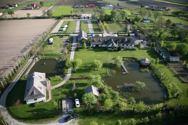 Camping 222 | Campingplatz jetzt günstig online buchen!