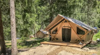 Location - Tente Trappeur - Huttopia Bozel en Vanoise