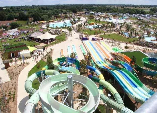 Camping Au Pré de l'Etang - image n°24 - UniversalBooking