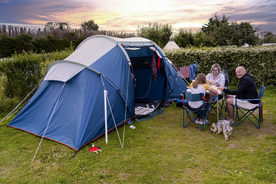 Package Pitch (Tent Or Caravan + 1 Car + Electricity 10A)