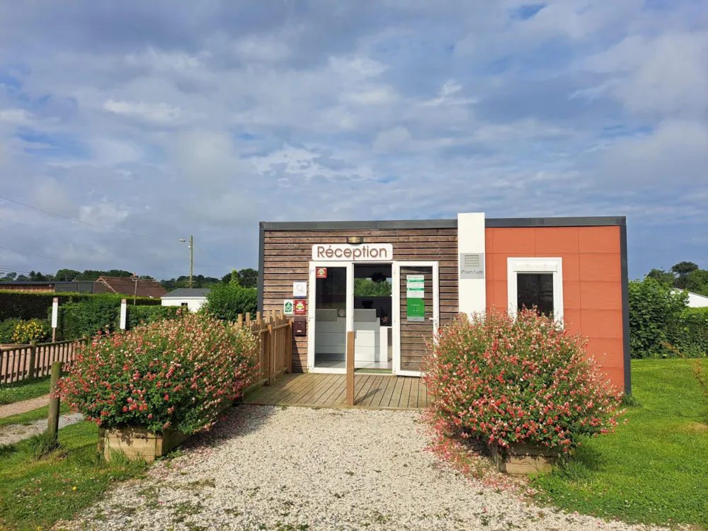 Camping Les Pommiers - image n°2 - UniversalBooking