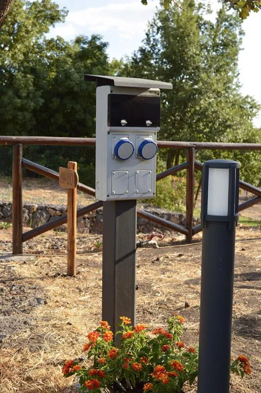 Emplacement Tente Familiale + Véhicule