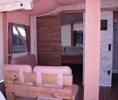 Safari Trend Lodge — 8