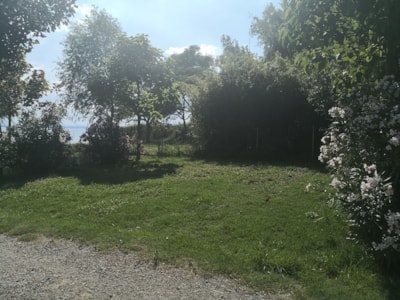 Pitch L with lake view — 4