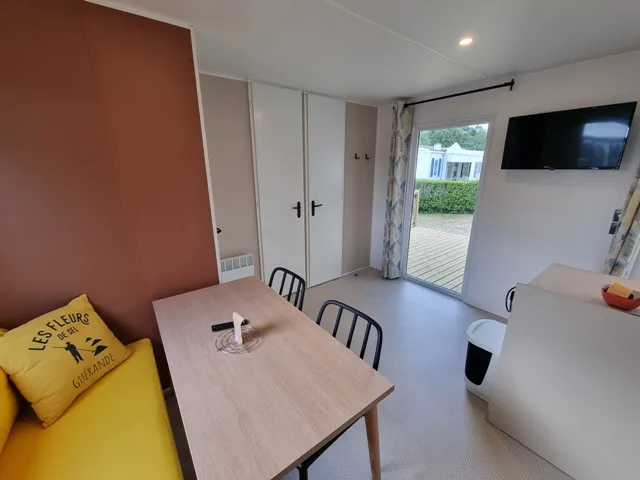 Collection Nature - Mobil Home 2 Chambres Avec Terrasse Couverte Et Cabane Pour Les Enfants