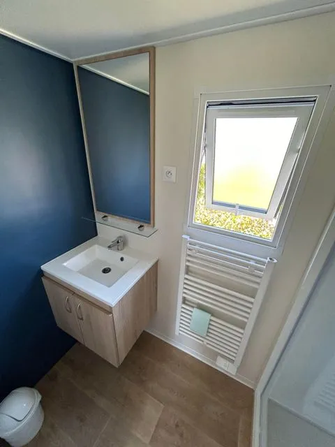 Collection Prestige - Mobil-Home Contemporain Avec Terrasse Xxl Pour 4 Personnes.