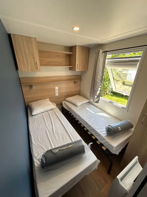 Collection Prestige - Mobil-Home Contemporain Avec Terrasse Xxl Pour 4 Personnes.