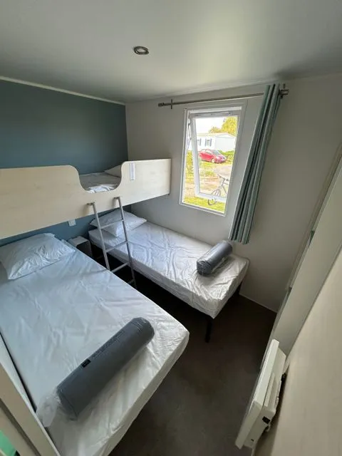 Collection Detente - Mobil Home 2 Chambres Avec Terrasse Couverte Et Tv.