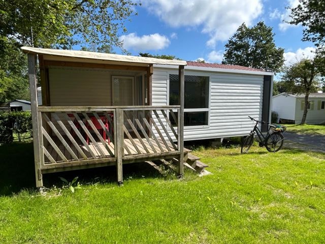 Collection Simply - Mobil Home 2 Chambres Avec Terrasse Couverte Et Tv.