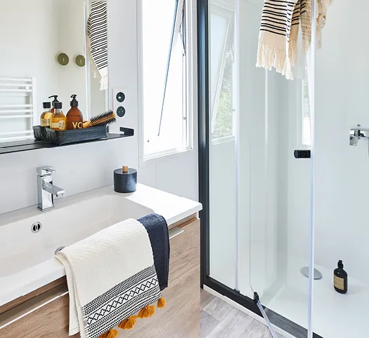 Collection Zen - Mobil-Home 2 Chambres Avec Terrasse Couverte Et Spa Privatif