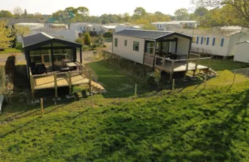 Mietunterkunft - Prestige-Kollektion – Zeitgenössische Architektur Und Komfort Für 4 Personen - Camping Domaine du Mès