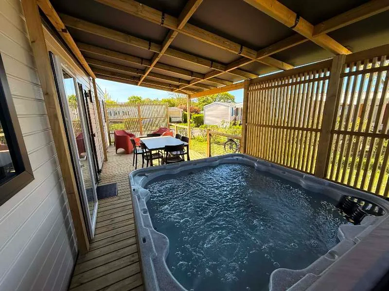 Location - Collection Serenite - Mobil-Home 3 Chambres, 2 Salles De Bain Avec Spa Privatif - Camping Domaine du Mès