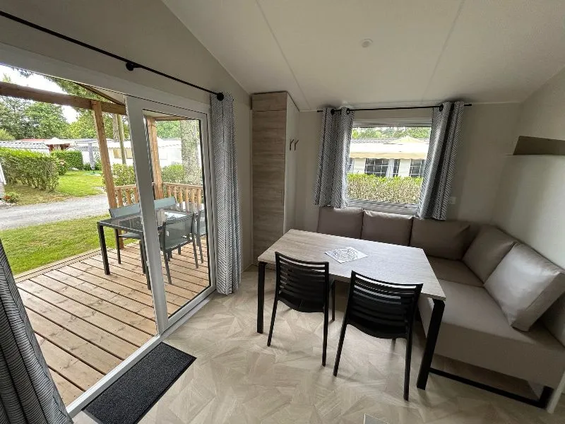 Collection Detente - Mobil Home 2 Chambres Avec Terrasse Couverte Et Tv.