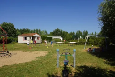 Camping Le Clos Du Bourg - image n°2 - Camping Direct