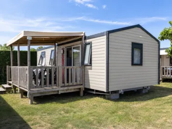 Mietunterkunft - Bermudes Mobilheim 3 Zimmer  - Überdachte Terrasse - Camping Le Clos Du Bourg