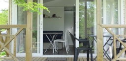 Accommodation - Mobil Home Evolution Neuf 2 Chambres 2020 Bord Rivière Clim - Camping de l'Aix
