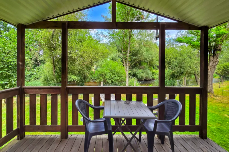 Mobil Home Premium - 2 Chambres, Au Bord De La Rivière