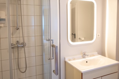 Studio with Twin Beds & Balcony — 3