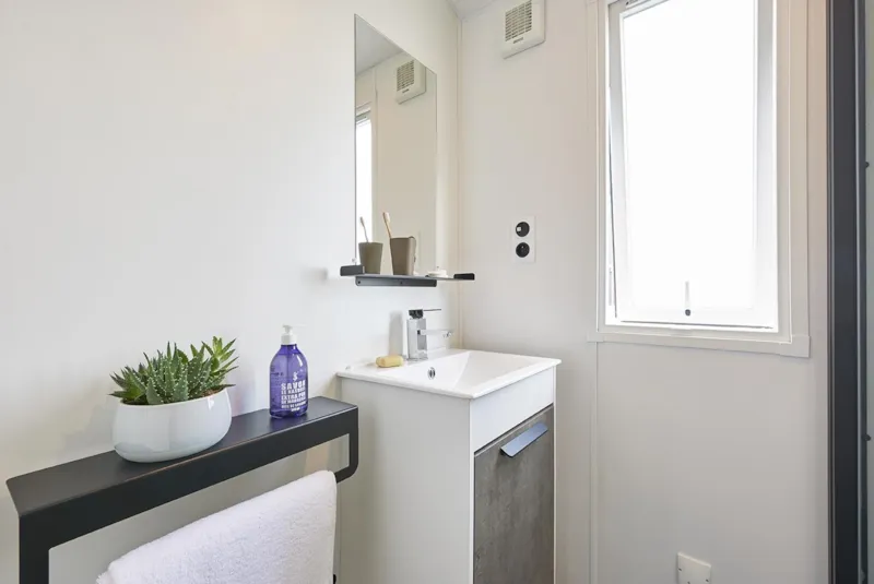 Cottage Premium 40M² (4 Ch) - 2 Sdb + 2Wc + Clim + Lv + Terrasse Couverte + Linge De Maison