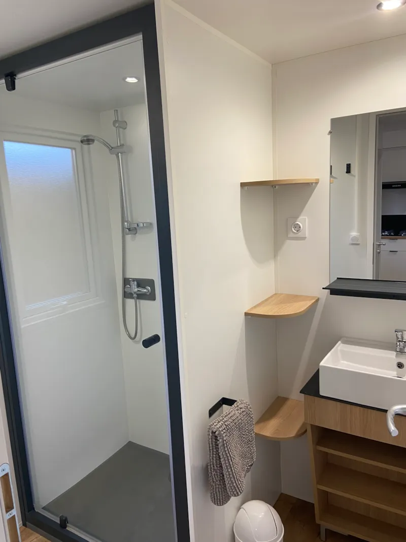 Cottage Confort 30M² - (2 Chambres) - Dont 8M2 De Terrasse Intégrée + Climatisation + Tv