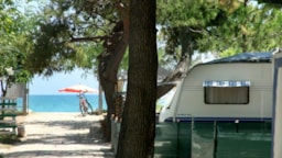 Kampeerplaats(en) - Standplaats Tent Of Caravan Lodge Hill - Pineto Beach Village e Camping