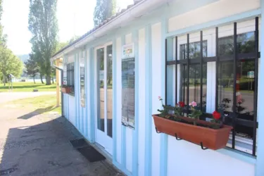 Camping Du Lac Terre d'Auge, Pont-L'Evêque - image n°2 - Camping Direct