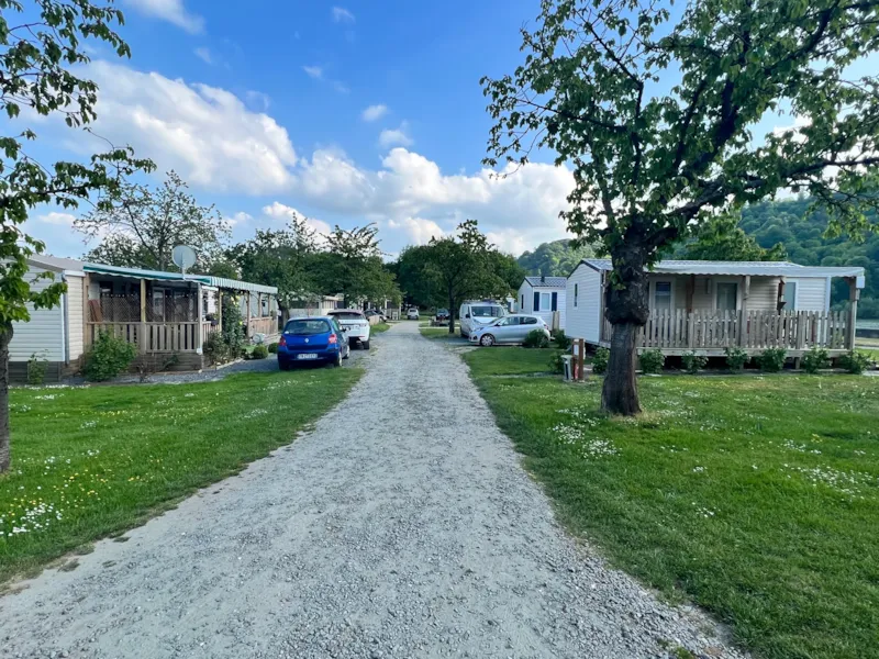 Campez En Toute Simplicité : Emplacement Sans Électricité