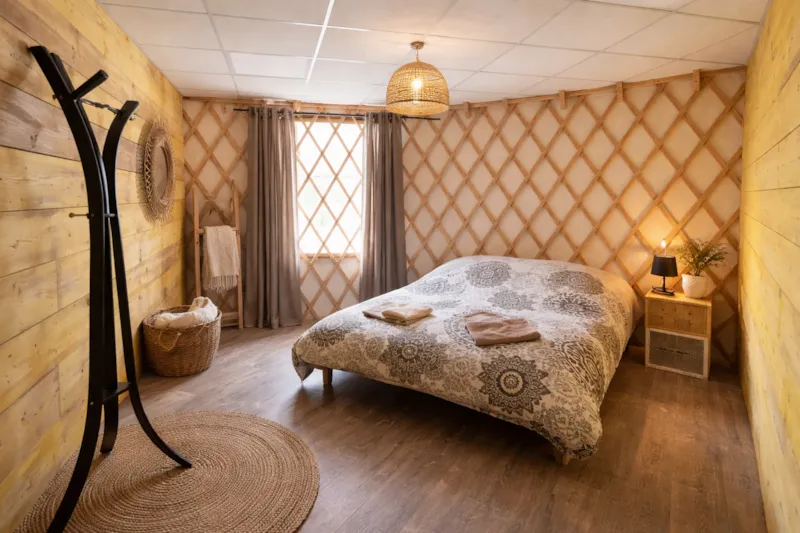 Séjour Insolite : Yourte Confortable