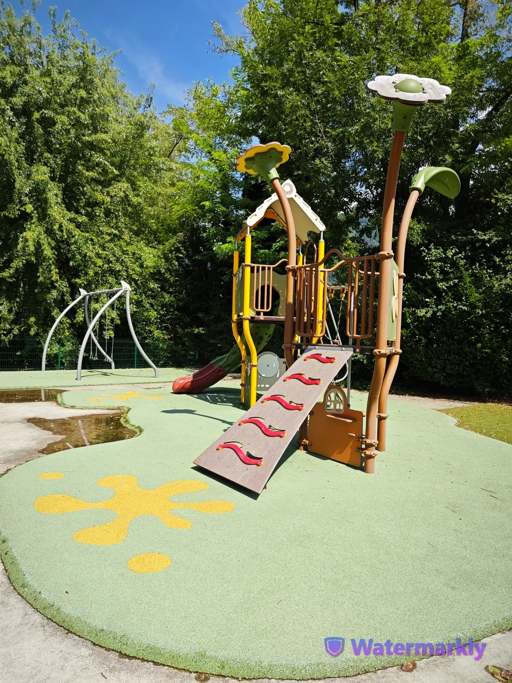 Camping du Lac de La Terrasse - image n°11 - Isere