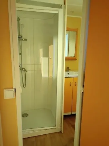 Location - Mobil Home Ami Des Animaux Emplacement 05 - image n°7 - Camping Bellevue