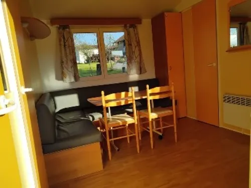 Location - Mobil Home Ami Des Animaux Emplacement 05 - image n°3 - Camping Bellevue