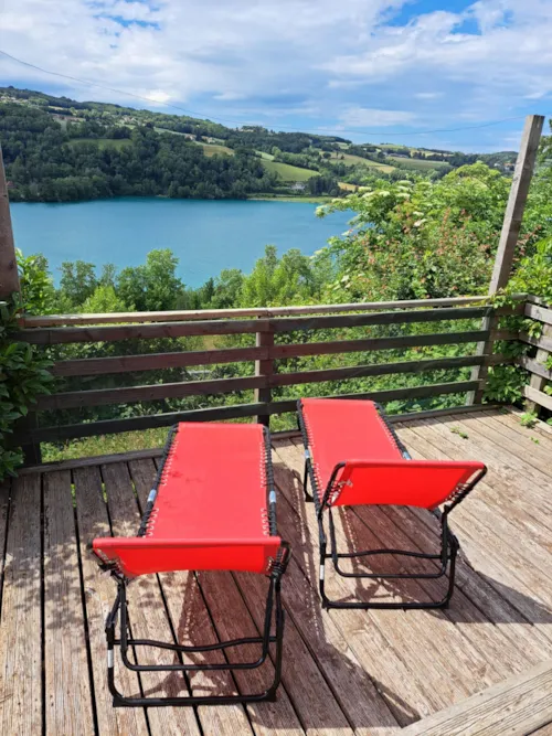 Location - Mobil-Home Plus Emplacement 84 - image n°2 - Camping Bellevue