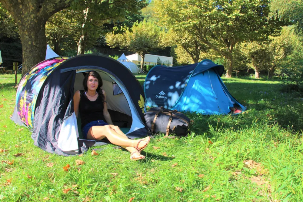 Emplacement - Forfait Randonneur - Camping Le Moulin du Luech