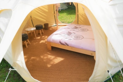Tent Châtaigne — 8