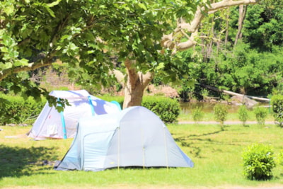 Pitch (1 tent, caravan or motorhome / 1 car + electricity) — 6