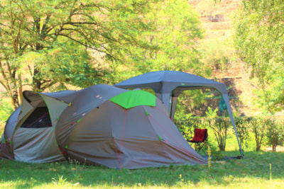 Pitch (1 tent, caravan or motorhome / 1 car) — 10