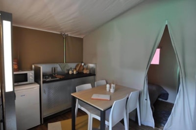 Lodge Tent - 33 m² - 2 bedrooms - without toilet block — 5